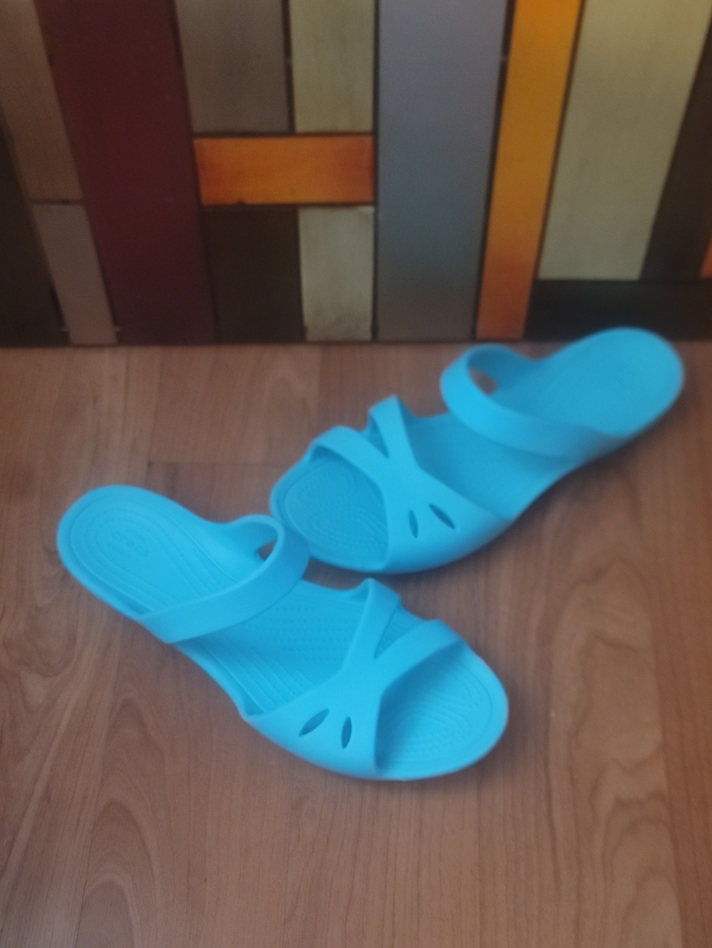 CROCS Women's Slide Sandals - Bright Turquoise